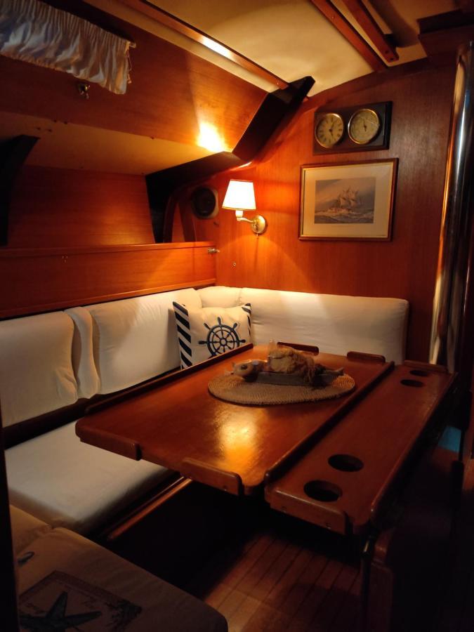 Dormire In Barca A Vela Maratea Exteriér fotografie